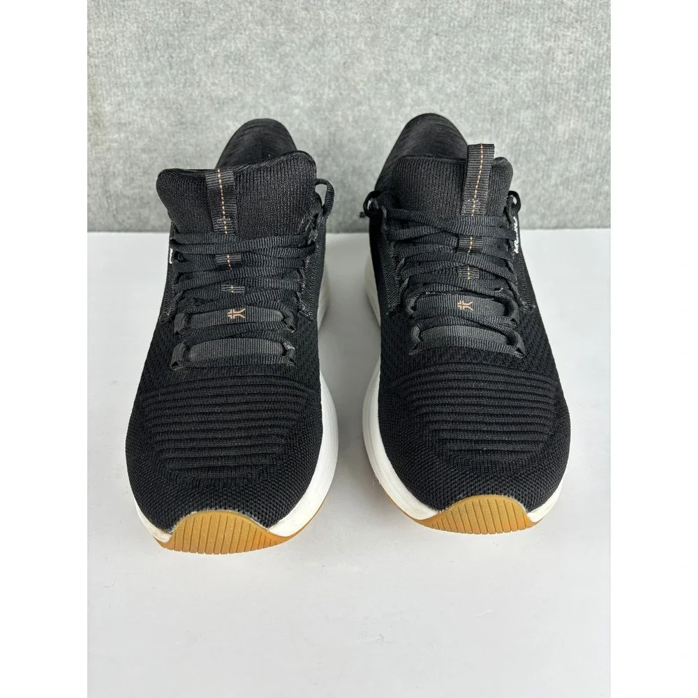 Kuru Atom 2 Athletic Walking Shoe Wide Width Size 9 Black Gum Sole